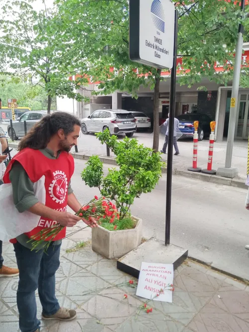 Siyasi Merhum Ali Yiğit'in Aramızdan Ayrılışı Anısına